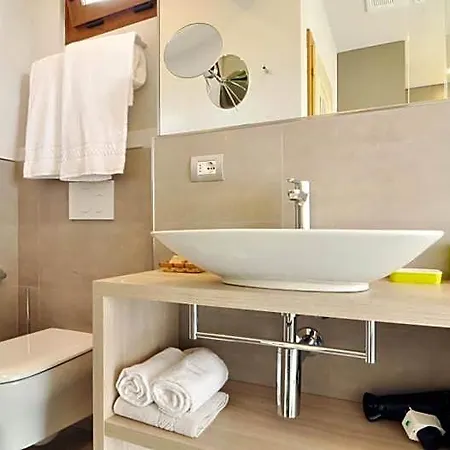 Ξενοδοχείο Casa Antonelli 2*
