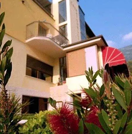 Casa Antonelli Hotel 2*